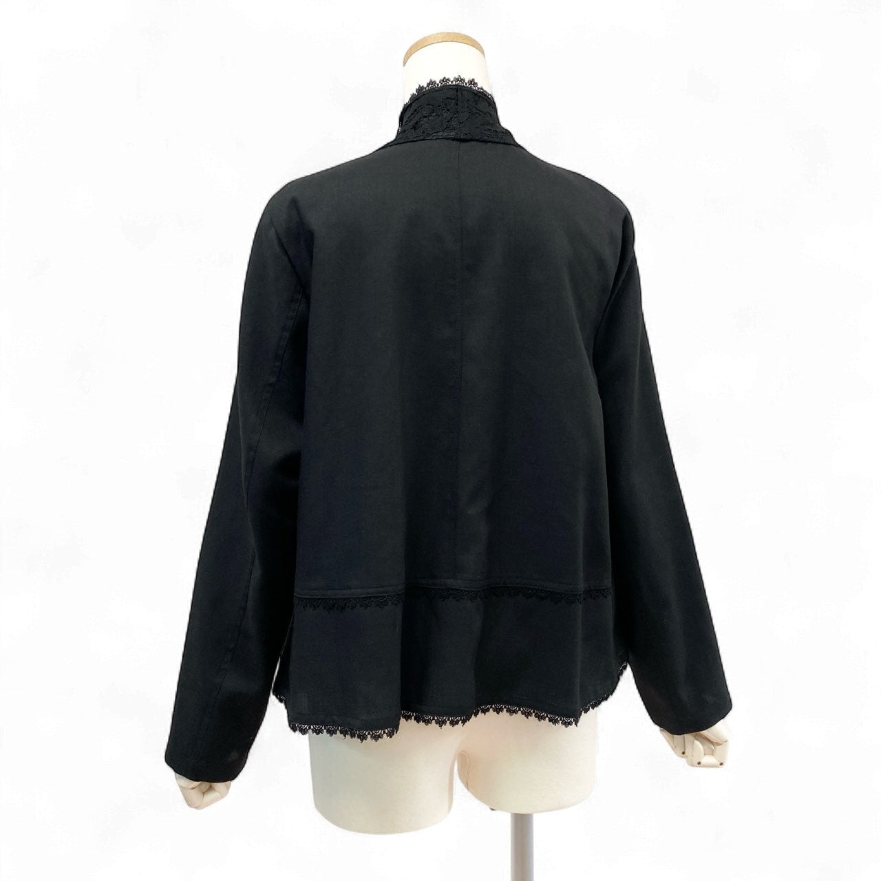 52k23 TOKUKO 1er VOL トクコプルミエヴォル レースジャケット フラワーモチーフ 花柄 アップリケ スパンコール装飾 レディース 女性用 9 ブラックu02t