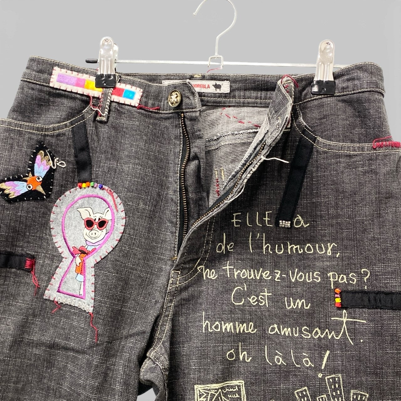 24b16 【美品】 OLLEBOREBLA オレボレブラ アルベロベロ デニムパンツ ボトムス ブタさん 刺繍 ストレッチ〇 レディース 女性用 L グレー系o07t