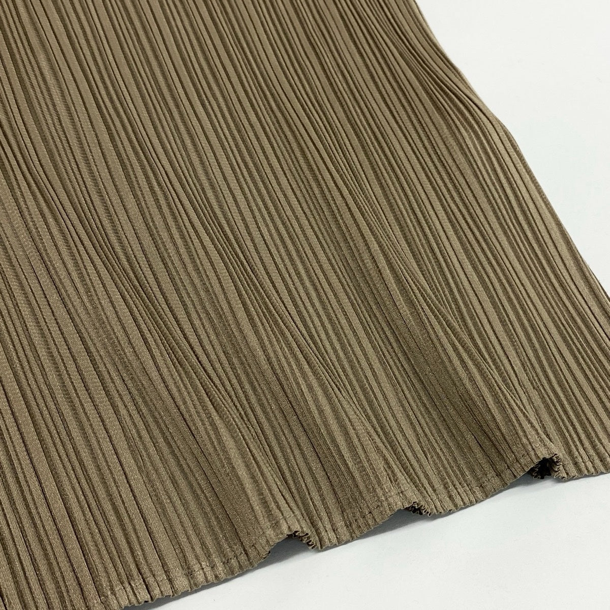 Ag10 PLEATS PLEASE プリーツプリーズ ロングスリーブ カットソー プリーツ加工 PP61-JK304 サイズFree グリーン系 ポリエステル100％ レディースu02t