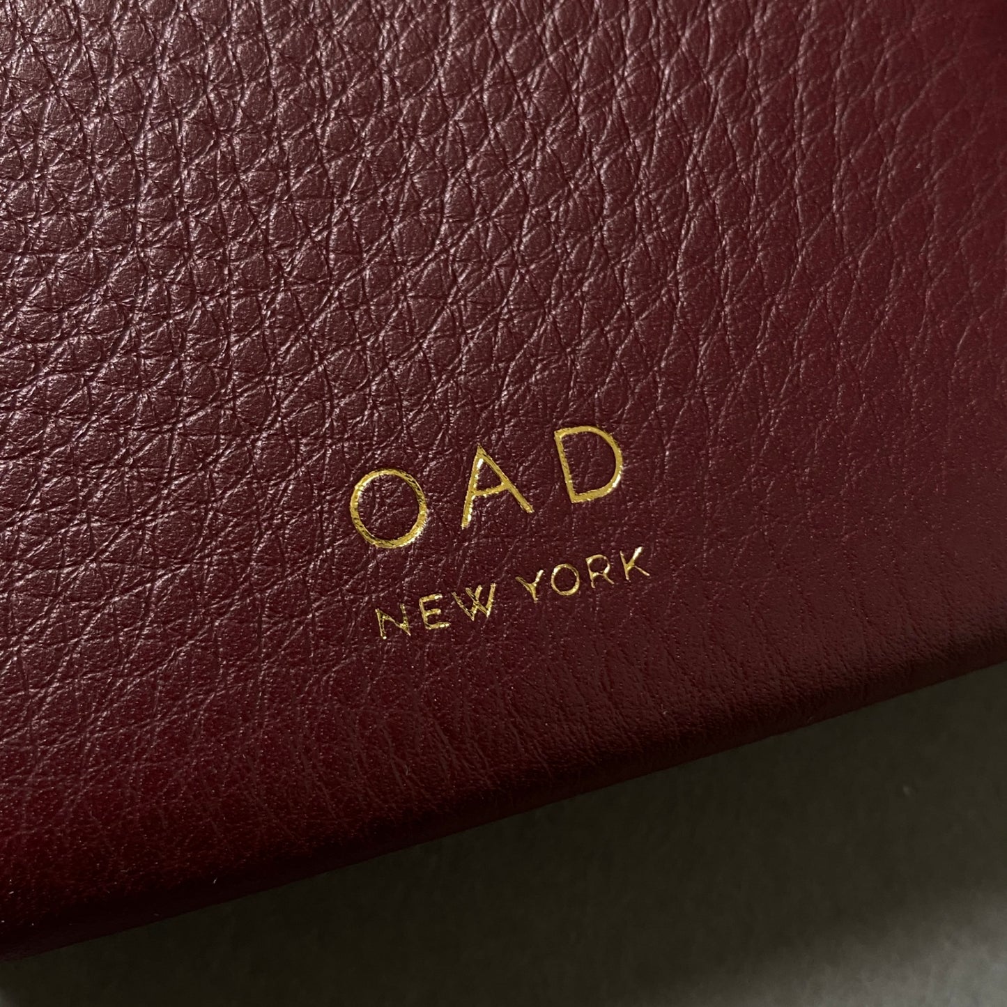 f28-9 《未使用保管品》 OAD NEW YORK オーエーディー ニューヨーク Leather Mini Wallet レザーミニウォレット バーガンディ レザー 三つ折り財布