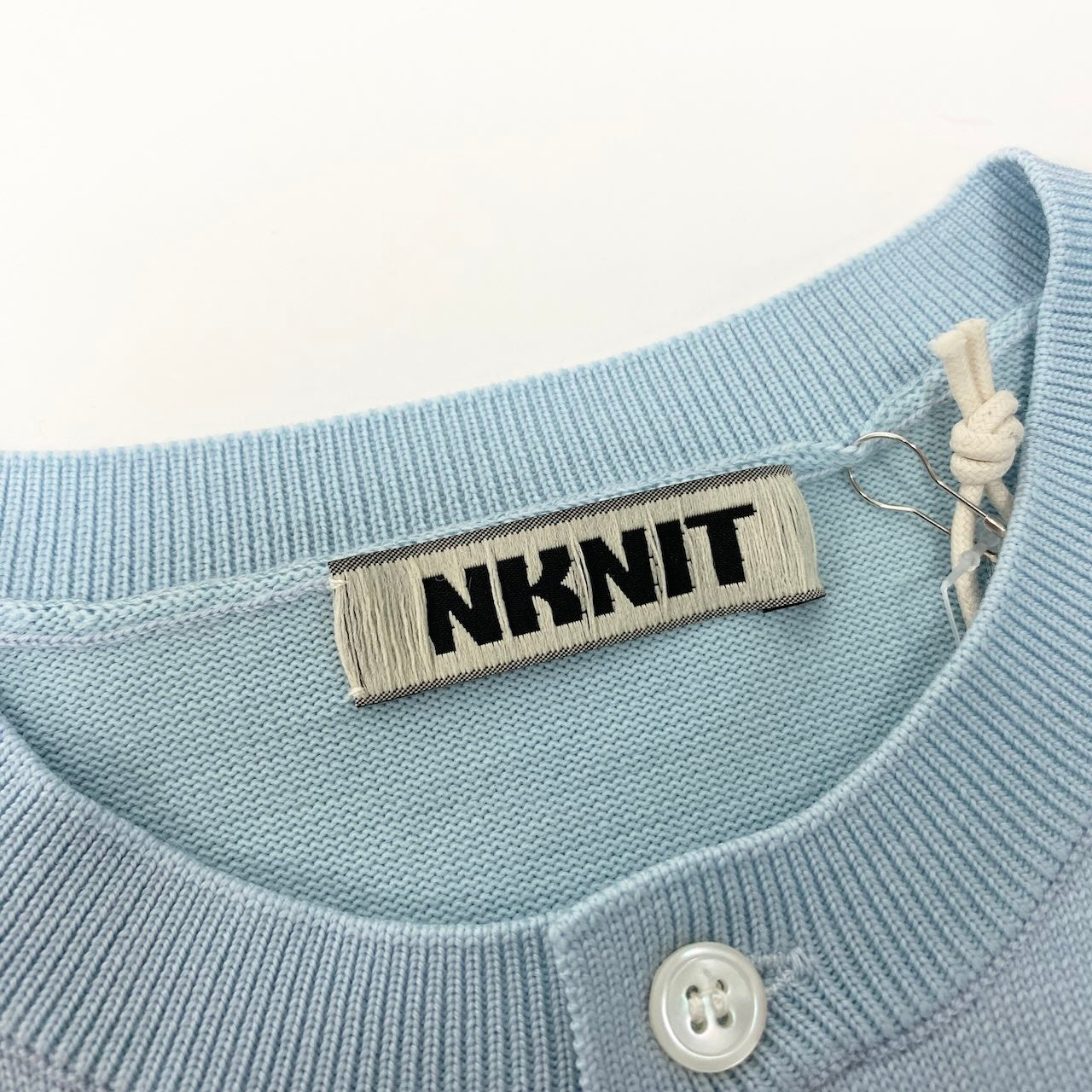 11c29 《未使用品》 NKNIT ンニット 25AW Logo Knit Cardigan ロゴニットカーディガン サイズ1 サックス タグ付t18r