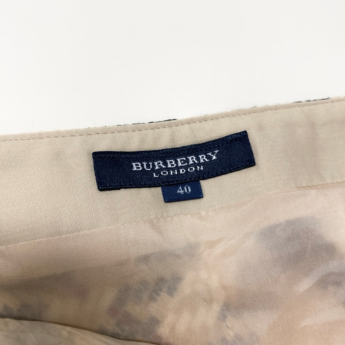 If25 BURBERRY LONDON バーバリー ノバチェック ツイードスカート サイズ40 ベージュ コットン100％ レディースo07t