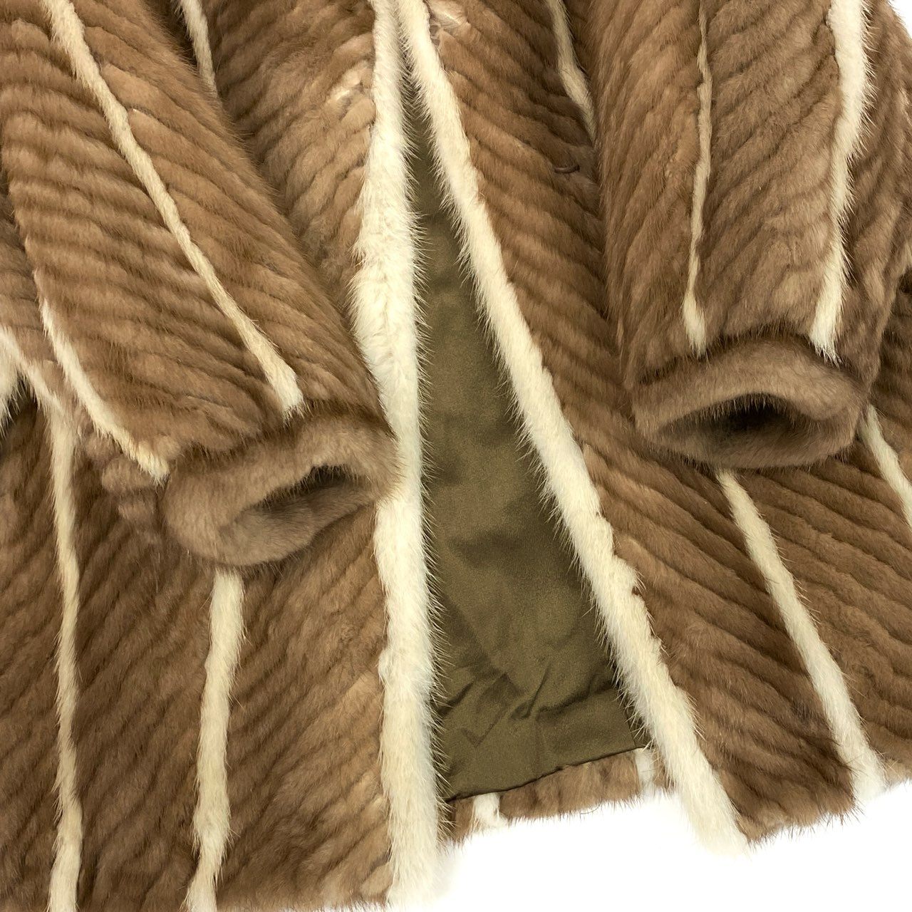 50j24 SAGA MINK サガミンク レアデザイン ミンクコート 毛皮コート パールミンク パステルミンク 11 オフホワイト ライトブラウン ミンクファー レディースu02t