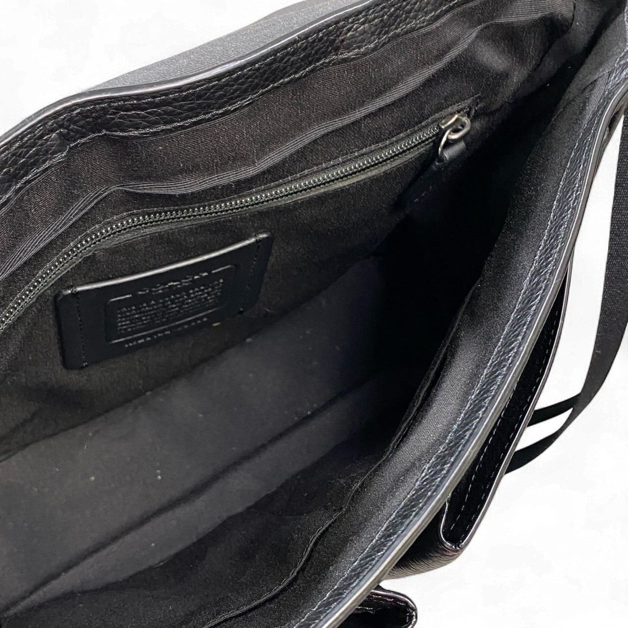 bk18《美品》 COACH コーチ 斜め掛け メッセンジャーバッグ ショルダーバッグ C5395 ベージュ ブラック レザー クロスボディ 鞄 カバン A4収納可 ビジネスt18r