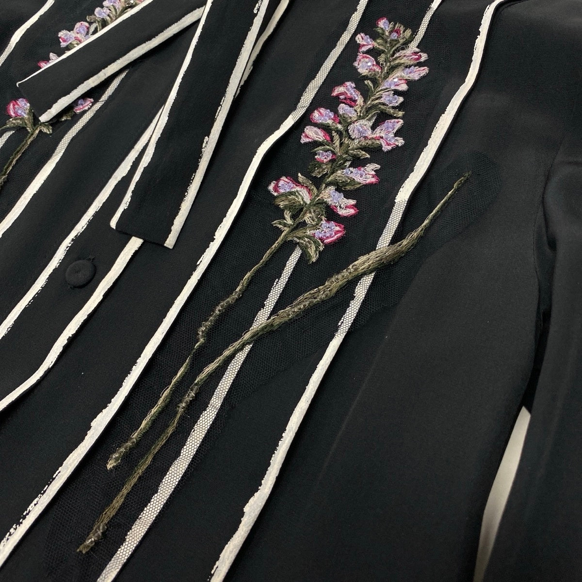 Eg9 【美品】BOTTEGA VENETA ボウタイロングドレス 花刺繍 ストライプ イタリア製 38サイズ ブラック シルク100％ レディース 女性用k02i