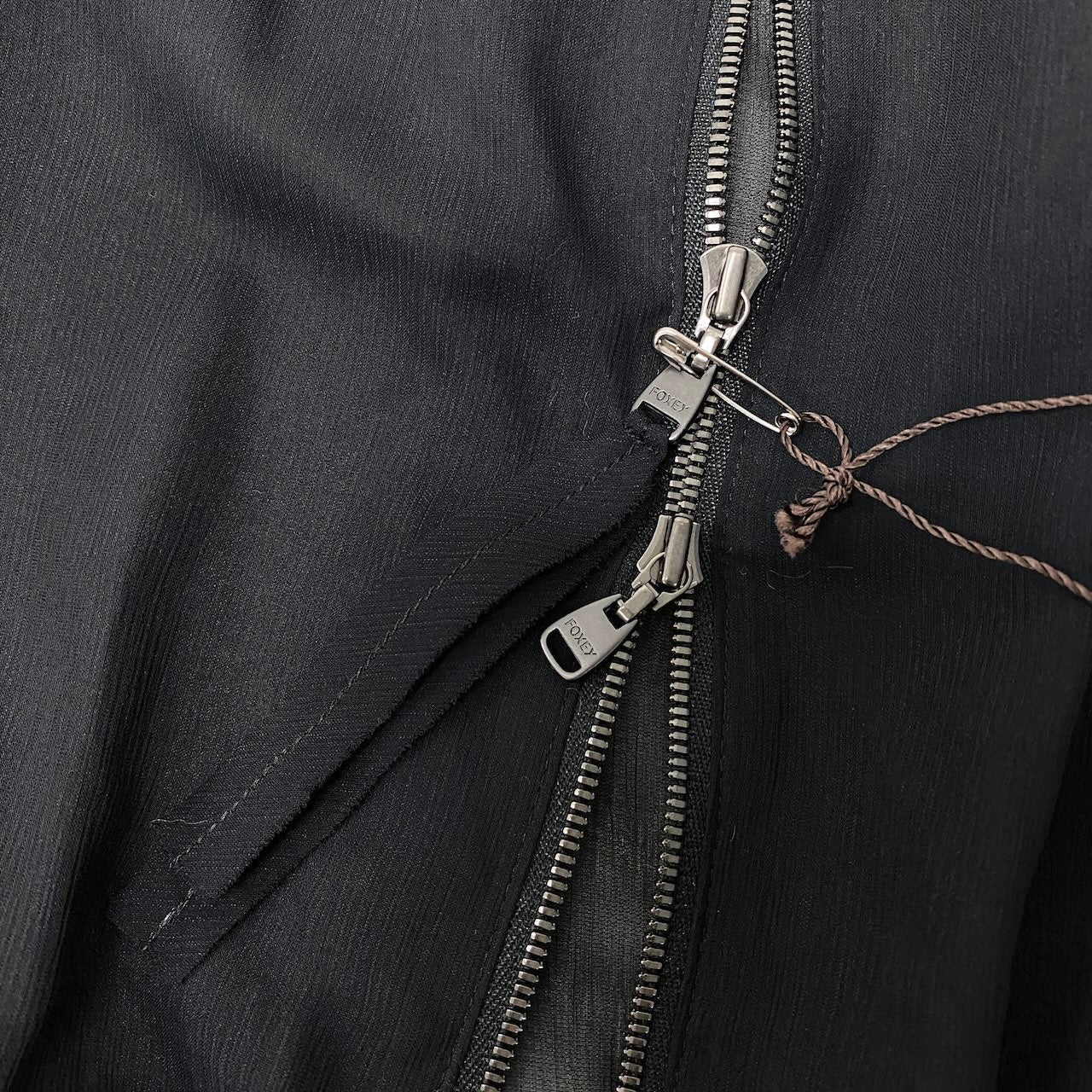 90g24 【未使用タグ付】 FOXEY フォクシー 2025年 Nocturne ノクターン シフォンジャケット シアー 45365 サイズ38 ブラック ポリエステル100％ レディースt18r