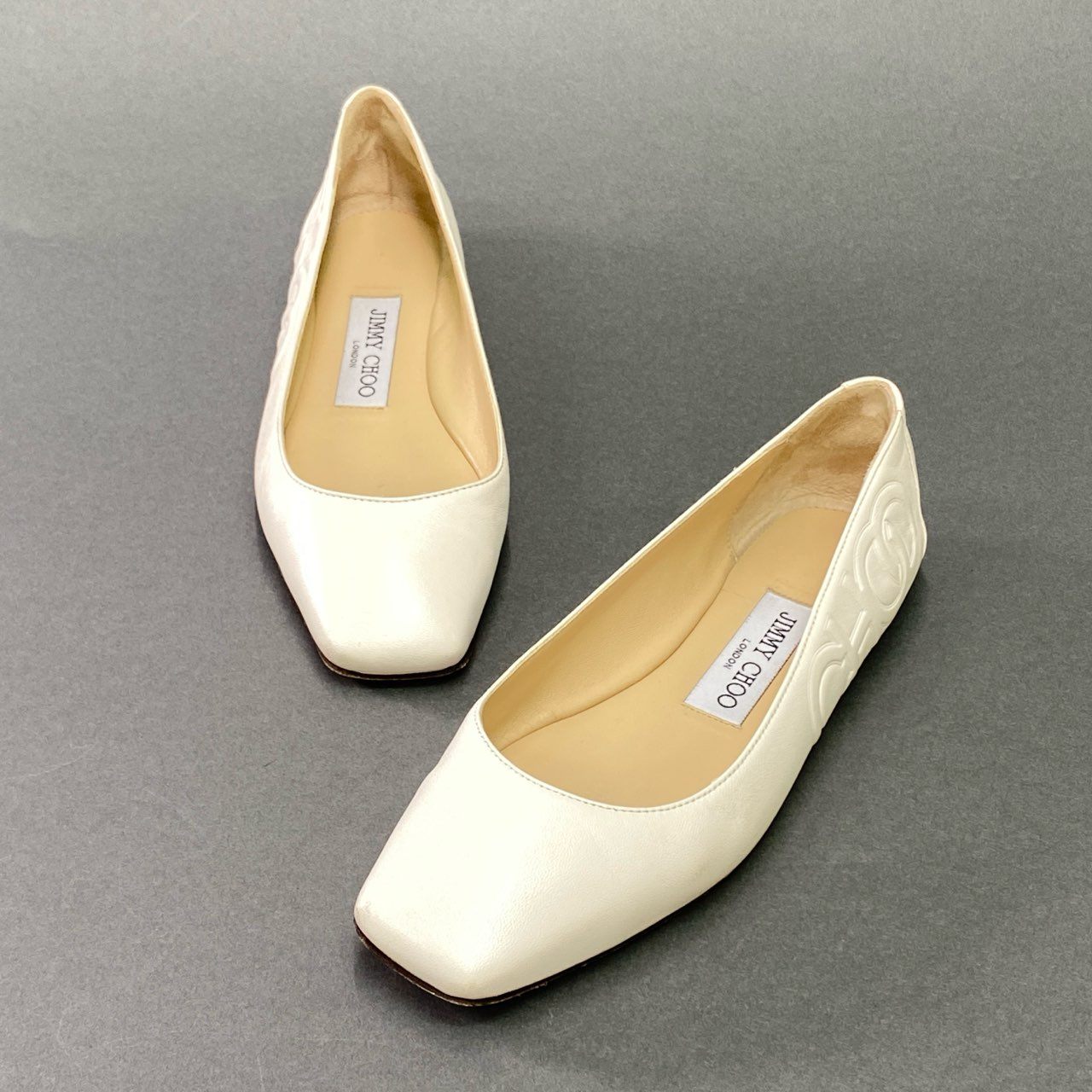 1l4 JIMMY CHOO ジミーチュウ GWENEVERE FLAT フラットシューズ スクエアトゥ サイドロゴ 080944 サイズ34 1/2 ホワイト レディース