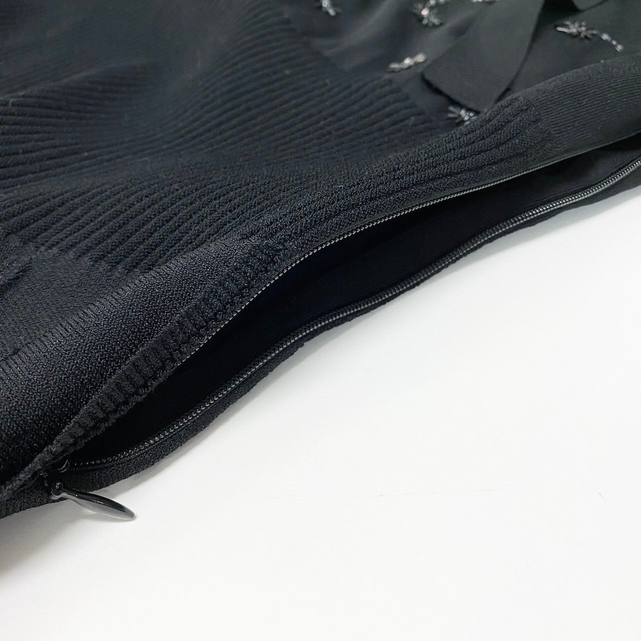 83c27 VALENTINO ヴァレンティノ ビジューリボンドレスワンピース ビーズ刺繍 ストレッチ 膝丈 NB3KD0193FG Sサイズ ブラック レディース 女性用u02t