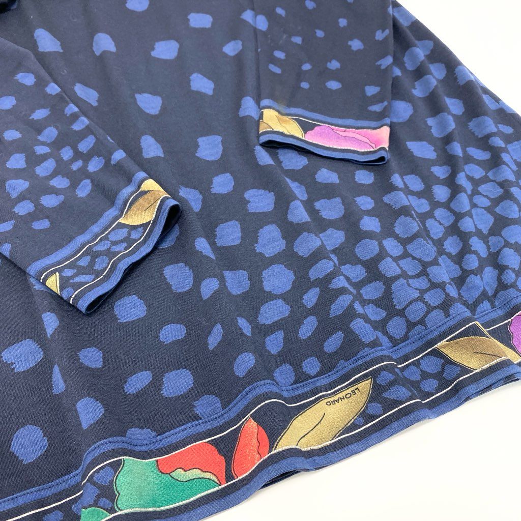 6l25 LEONARD レオナール 長袖チュニック チュニックワンピース クルーネック 美しい花柄プリント Lサイズ ネイビー レディースu02t