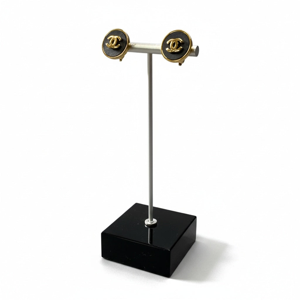 b5 Vintage Chanel 1991 Coco Mark Gold × Black Earringsta1