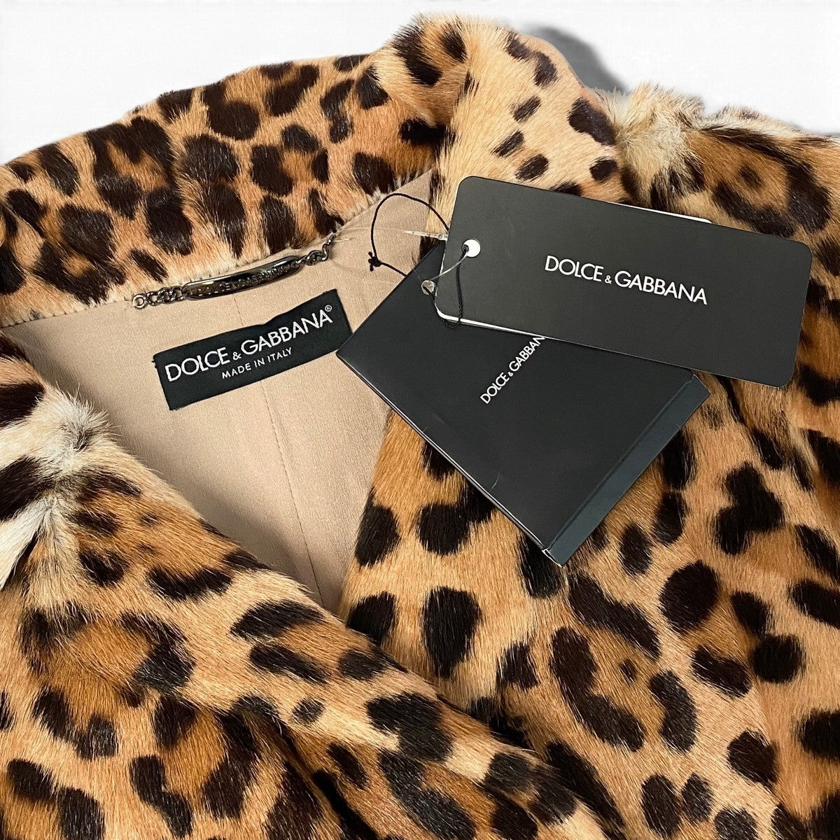 Ej26 【未使用タグ付】 定価1,632,400円 DOLCE＆GABBANA ドルチェアンドガッバーナ ファートリミングコート アニマル柄 F0H45FFUPNM1 サイズ38 ベージュ系 ゴート 山羊 レディースu02t