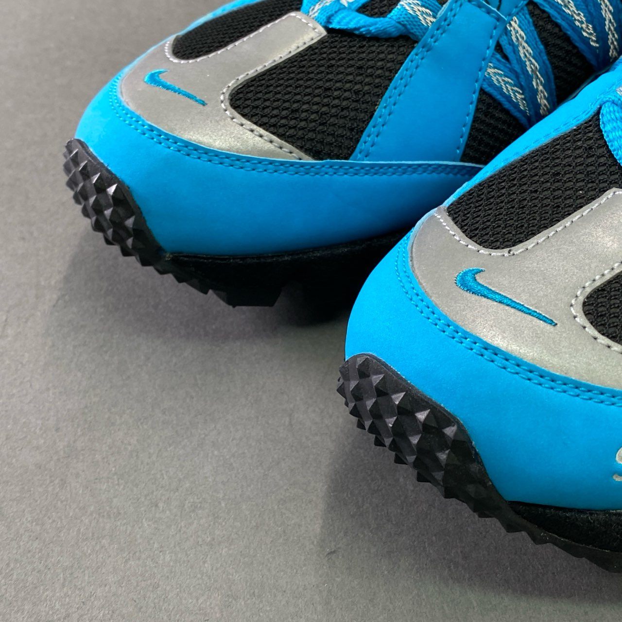 2f6 《未使用品》 NIKE ナイキ × Supreme シュプリーム AIR HUMARA 17 エアフマラ 924464-400 28cm ブルー スニーカー シューズ 箱付き コラボ