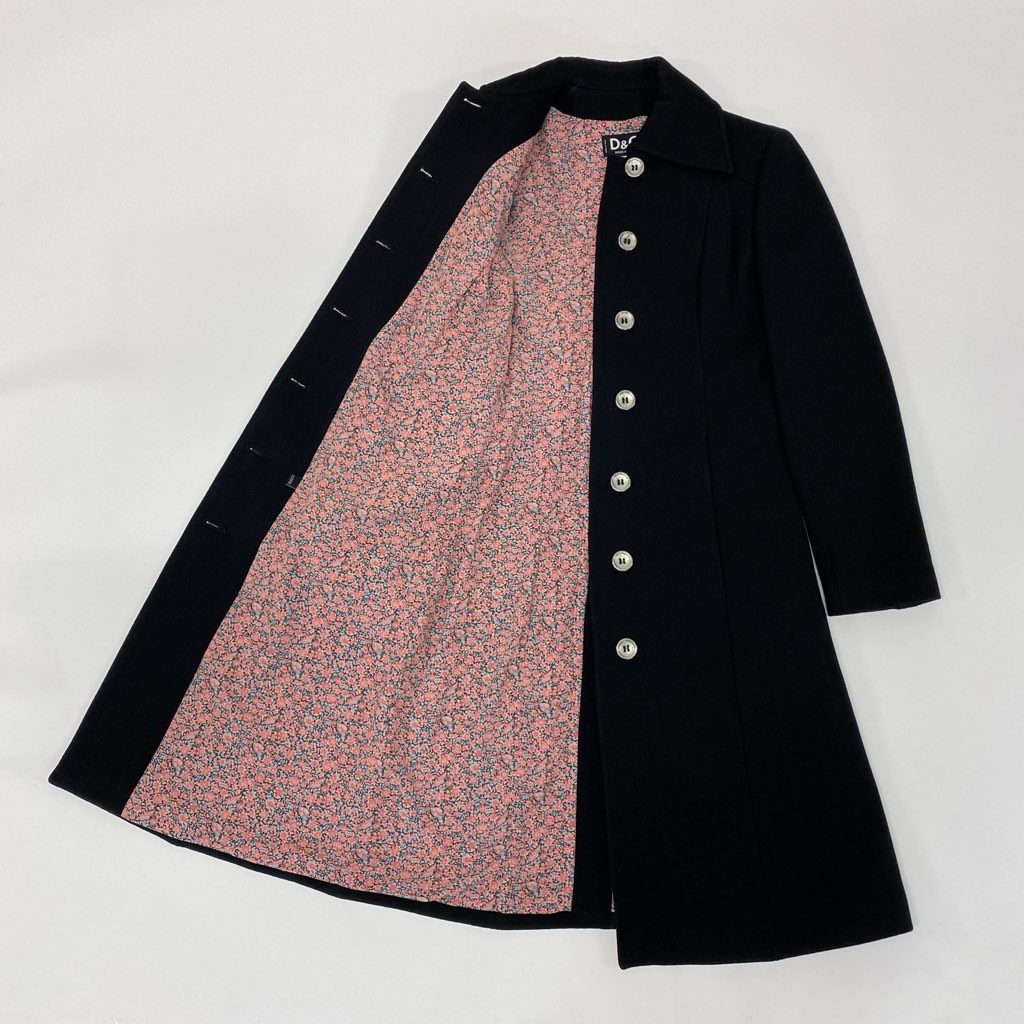 16a27 D&G DOLCE&GABBAN ディー&ジー ドルチェアンドガッパーナ チェスターコート ロングコート 裏地花柄 イタリア製 26/40サイズ ブラック レディース 女性用o07t