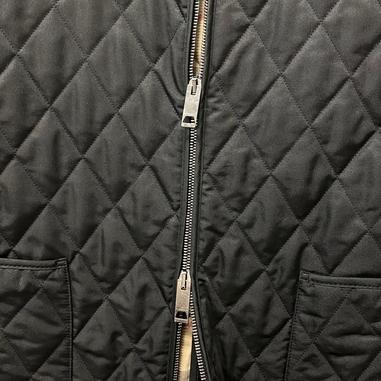 71e18 BURBERRY LONDON バーバリー ノバチェック ダブルジップ キルティングジャケット Mサイズ相当 ブラック ルーマニア製t18r
