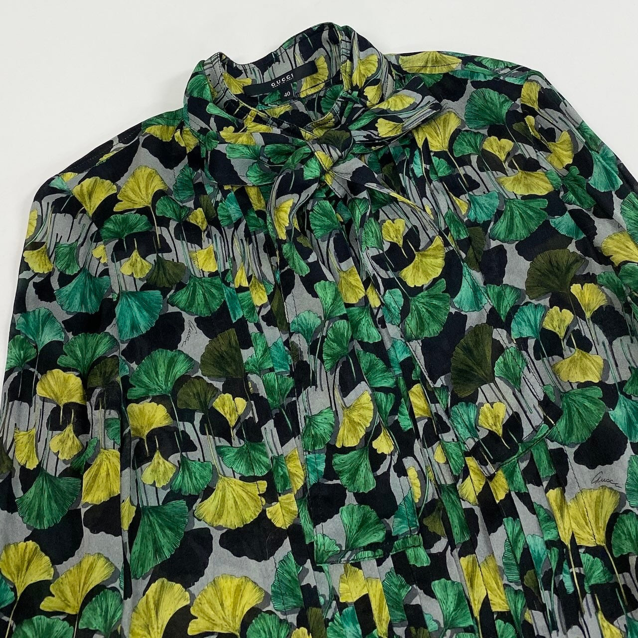 Ec27 GUCCI グッチ ボウタイブラウス ロングスリーブカットソー 総柄 イタリア製 40サイズ マルチカラー コットン100％ レディース 女性用u02t