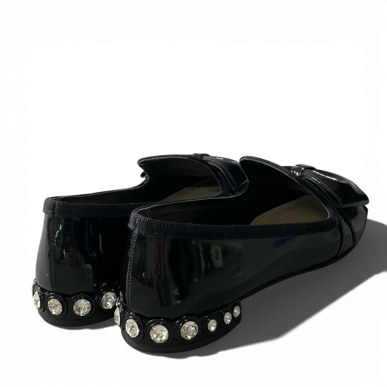 2a23 miu miu ミュウミュウ エナメルレザー リボン フラットシューズ フラットパンプス ビジュー レディース 女性用 サイズ37 ブラックu02t