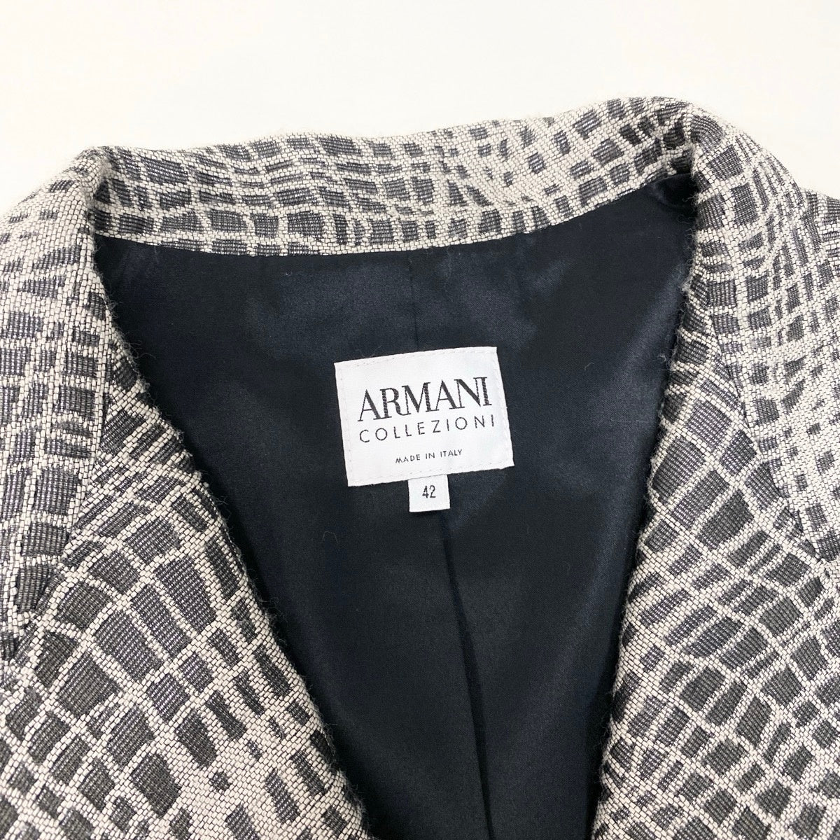 Ef25 ARMANI COLEZIONI アルマーニコレツィオーネ テーラードジャケット 総柄 サイズ42 グレー ベージュ レディースo07t