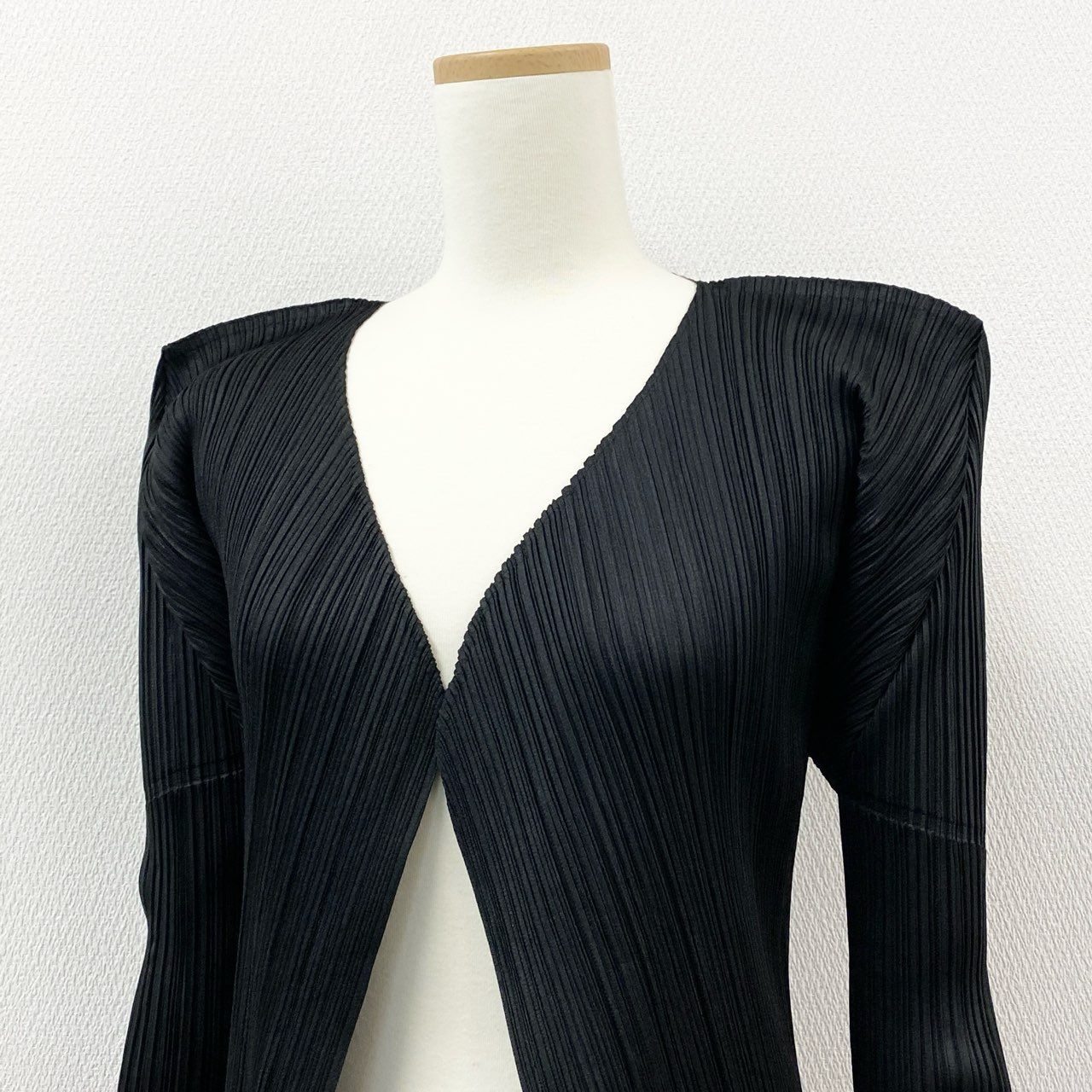 64b11【美品】PLEATS PLEASE プリーツプリーズ プリーツロングカーディガン ロングコートカーディガン PP61-JG605 2サイズ ブラック ポリエステル100％ レディース 女性用k02i