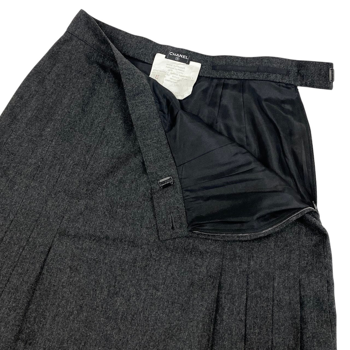 Ci20 CHANEL シャネル 90s ココマークボタン プリーツスカート ボトムス フランス製 P03640V03532 40 グレー ウール レディースo07t