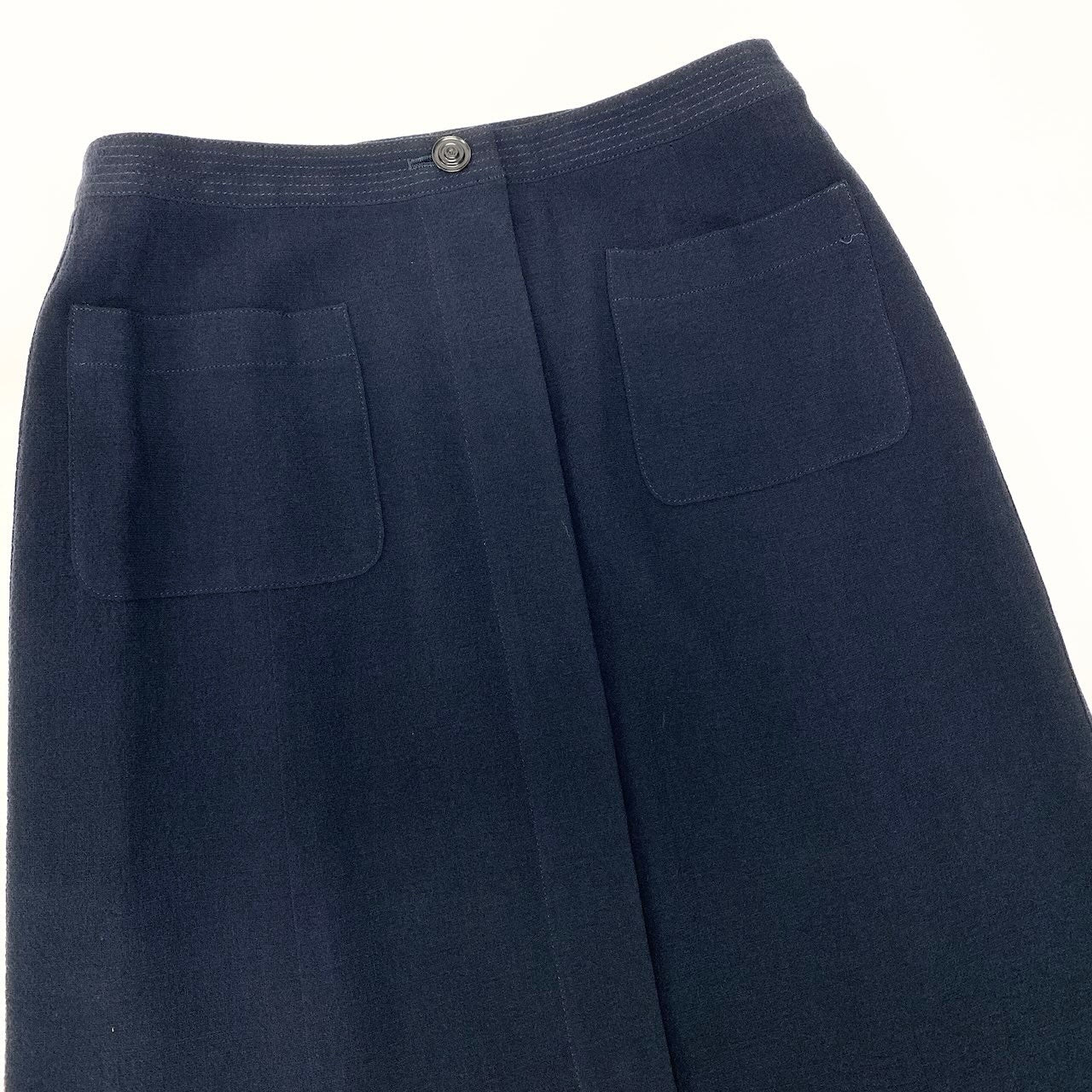 Cd23 CHANEL BOUTIQUE シャネル 1999年 フロントボタン Aラインスカート ミモレ丈 ココマークボタン サイズ38 ネイビー ウール100％ レディース 女性服u02t