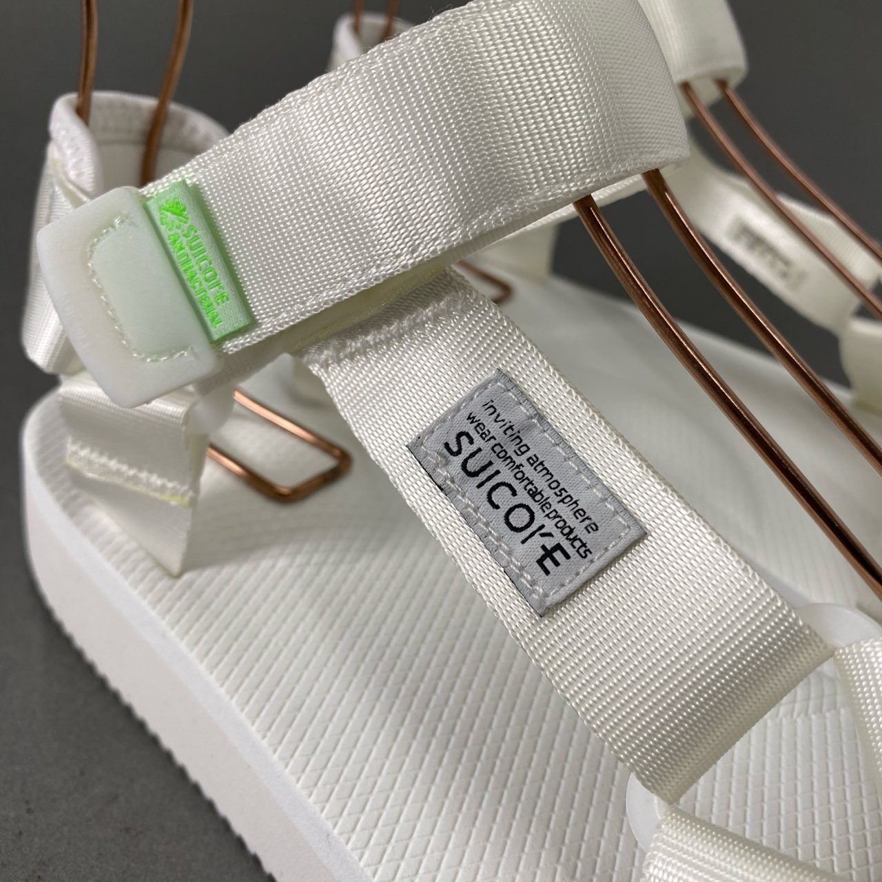 1f16 《未使用保管品》 SUICOKE スイコック DEPA Cab Sandal スポーツサンダル OG-022Cab 26cm ホワイト シューズ 箱付き