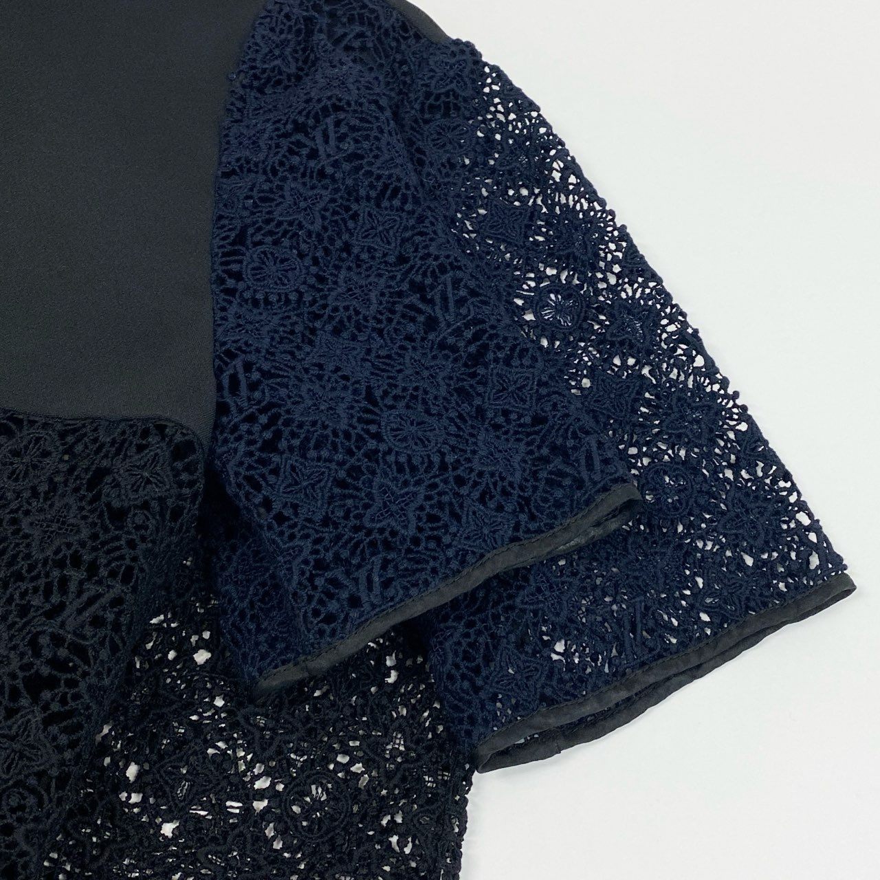 Eb19 LOUIS VUITTON ルイヴィトン モノグラム レースカットソー ショートスリーブ トップス 総柄 切替デザイン レディース Monogram Lace Top サイズ36 ネイビー ブラックt18r