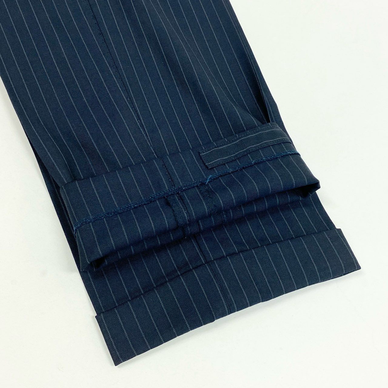 37L22 TOMORROWLAND トゥモローランド ロロピアーナ生地 シングルスーツ セットアップ テーラードジャケット スラックス 46 ネイビー ストライプ ウールシルク メンズ 紳士服u02t