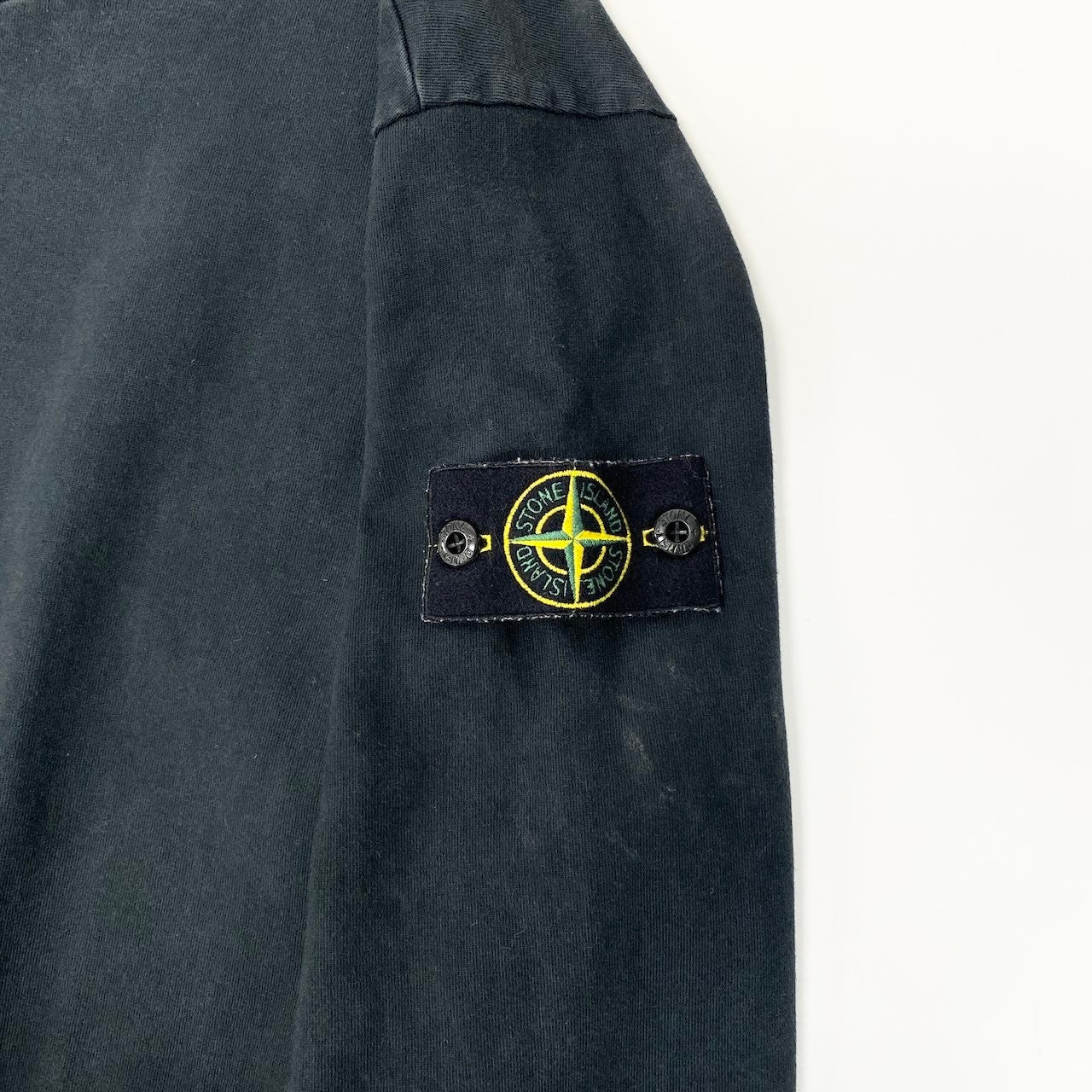85d9 STONE ISLAND ストーンアイランド クルーネックカットソー プルオーバー トップス トレーナー 801563750 Mサイズ ブラック コットン メンズo07t