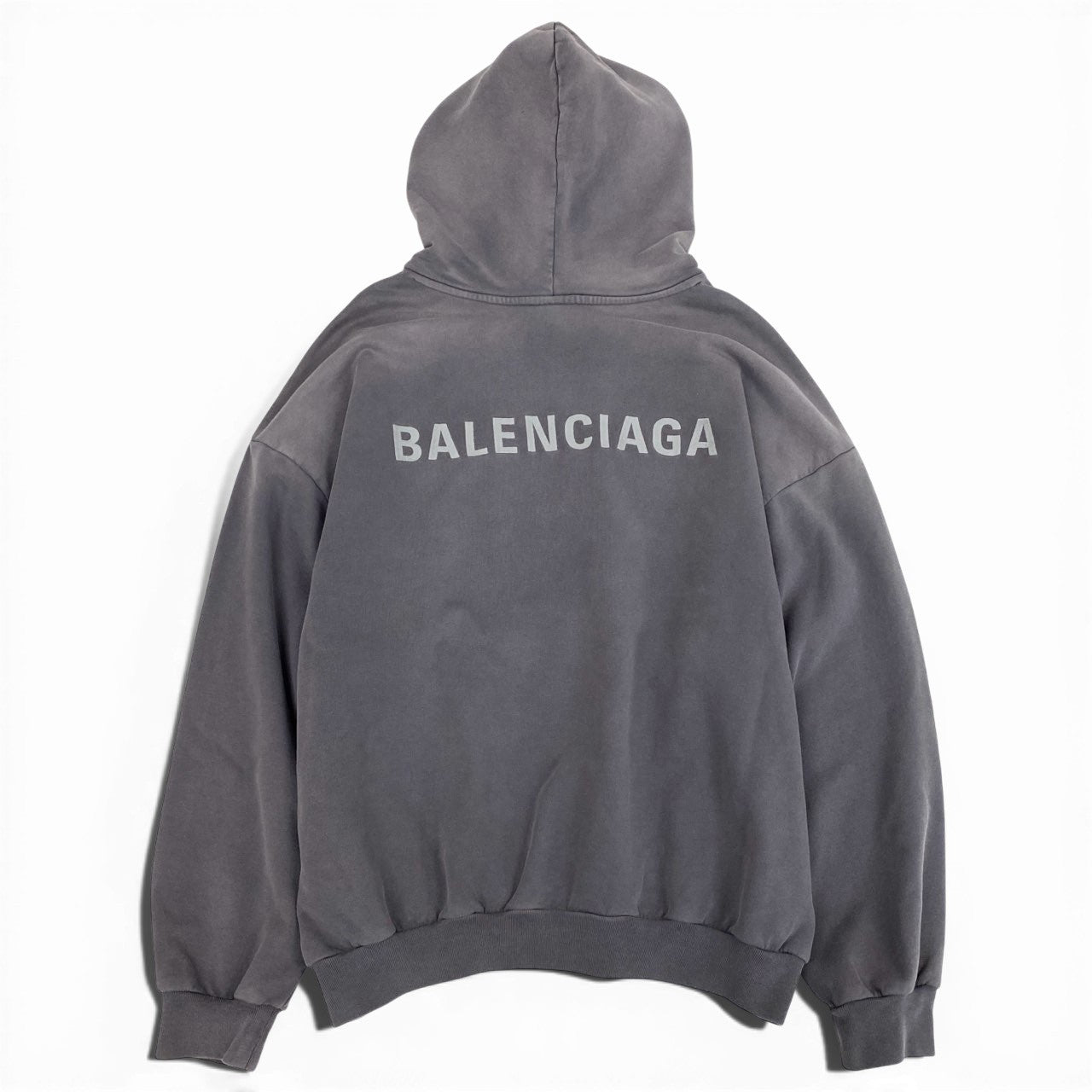 33L22 【極美品】BALENCIAGA バレンシアガ ユニセックス 2024SS ヴィンテージウォッシュ加工 バックロゴ刺繍 パーカー サイズS ダークグレーk02i