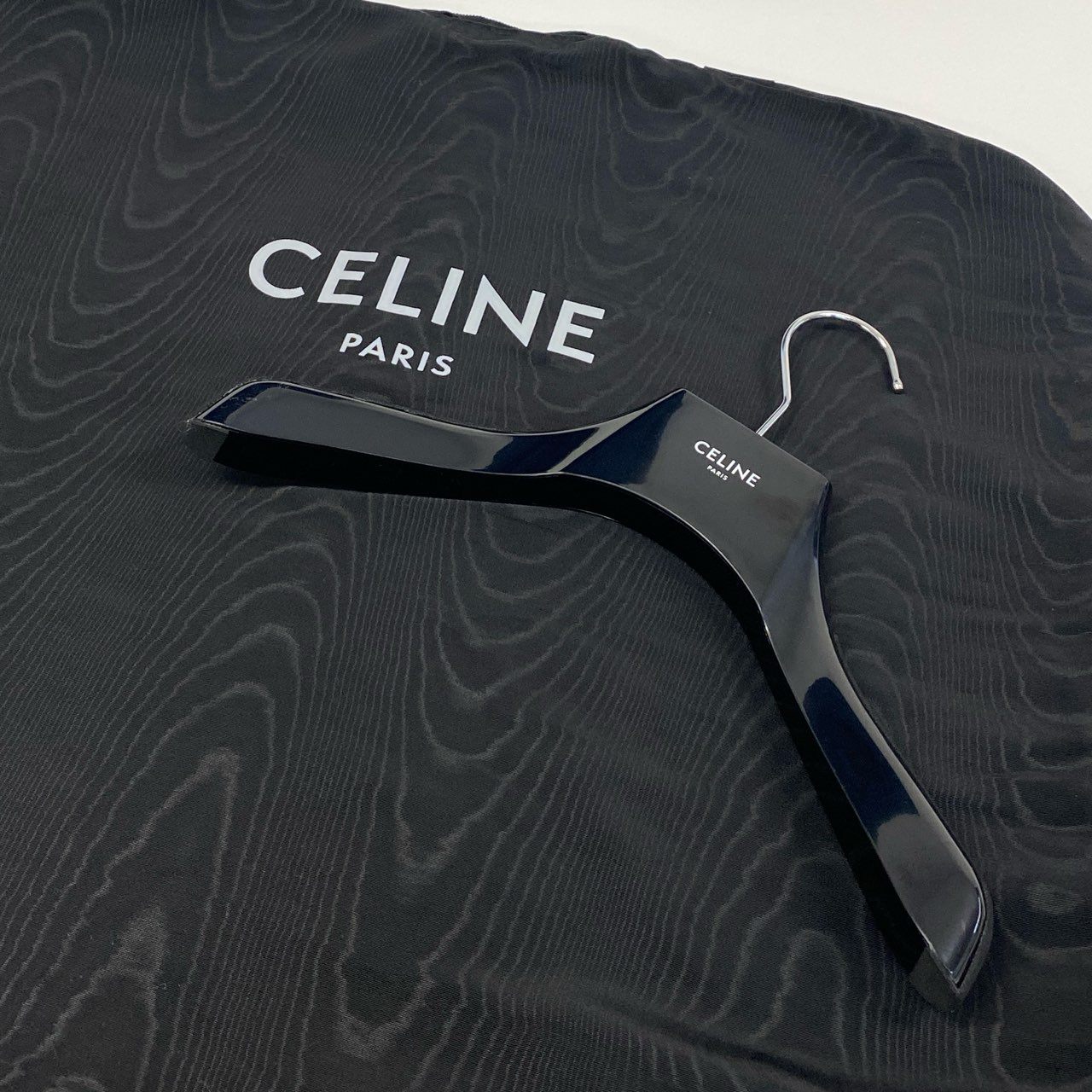 Eb23 CELINE セリーヌ ラヴァリエール トリオンフ柄 ボウタイ シルクワンピース ロングワンピース サイズ36 アイボリー レディース 女性用ta1