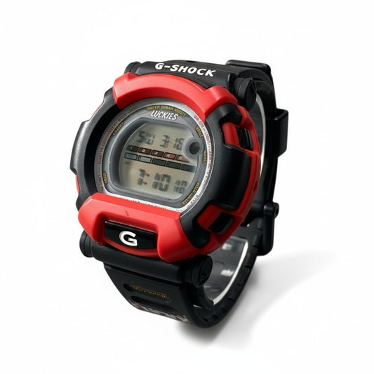 c23 【稼働品】CASIO G-SHOCK カシオ Gショック DW-002 ラッキーストライク デジタル腕時計 レッド/ブラック メンズウォッチk02i