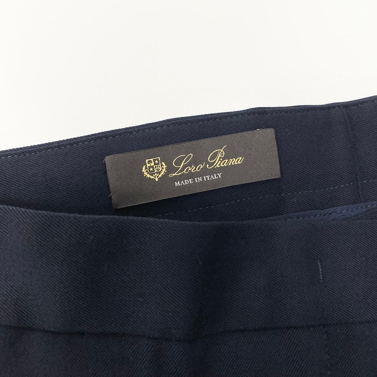 86d9 《タグ付》 Loro Piana ロロピアーナ 最高級 スラックスパンツ サイズ44 ダークネイビー スーツ フォーマル ビジネスt18r