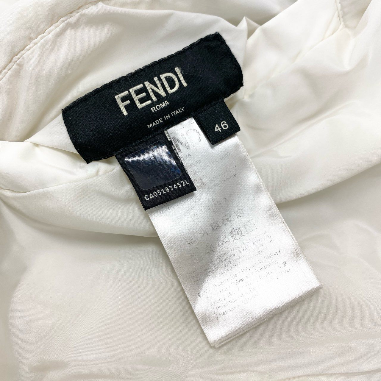 31L8 FENDI フェンディ モンスター バグズアイ リバーシブル ナイロンジャケット 中綿ジャケット FAA527 46サイズ ホワイト ブラック メンズo07t