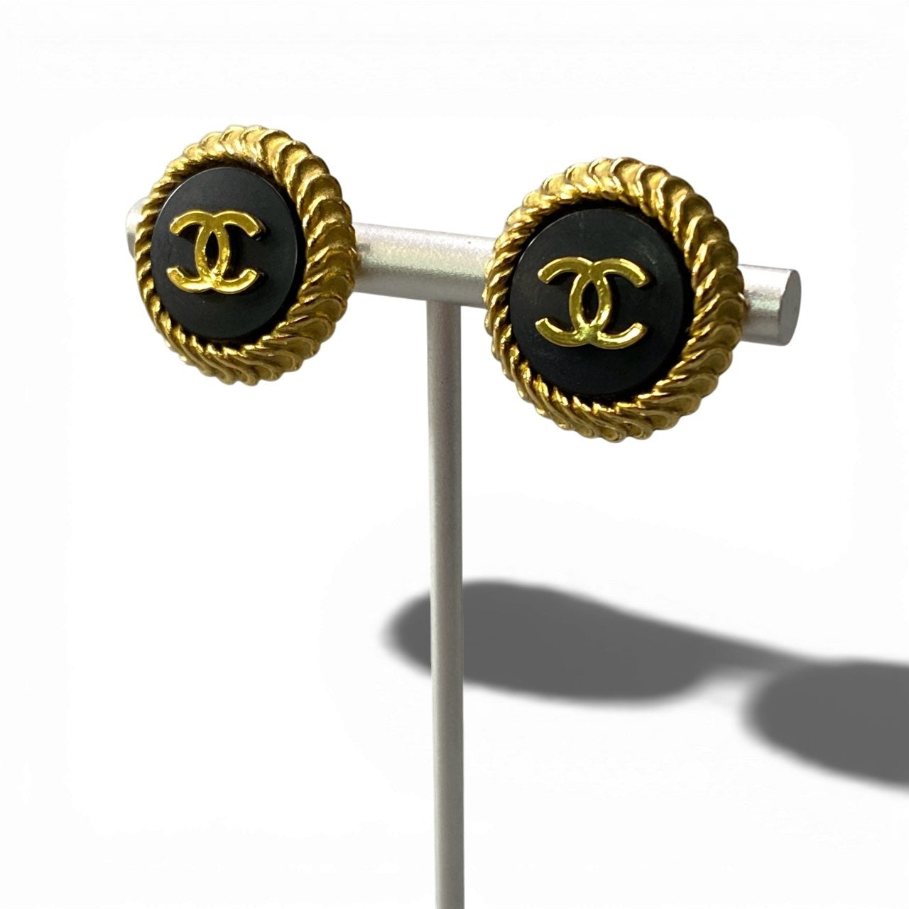 b5〇 Vintage Chanel 1995 Coco Mark Chain Design Gold × Black Earring ta1