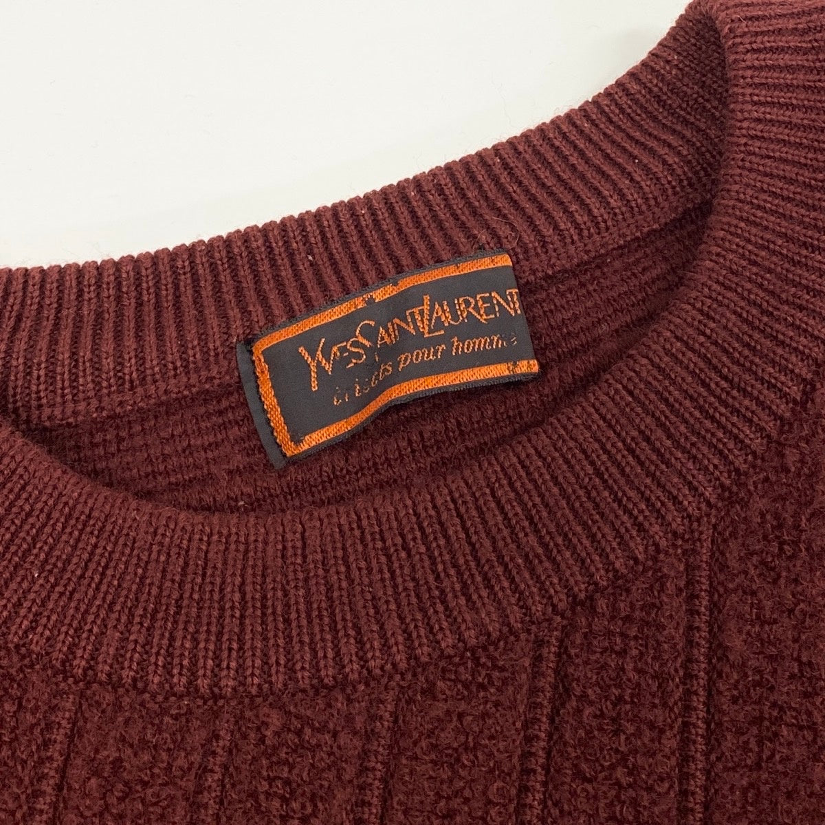 60f2 YVES SAINT LAURENT イヴサンローラン YSLロゴ刺繡 クルーネック ニットセーター サイズL ボルドー ウール100％ メンズ 紳士服o07t