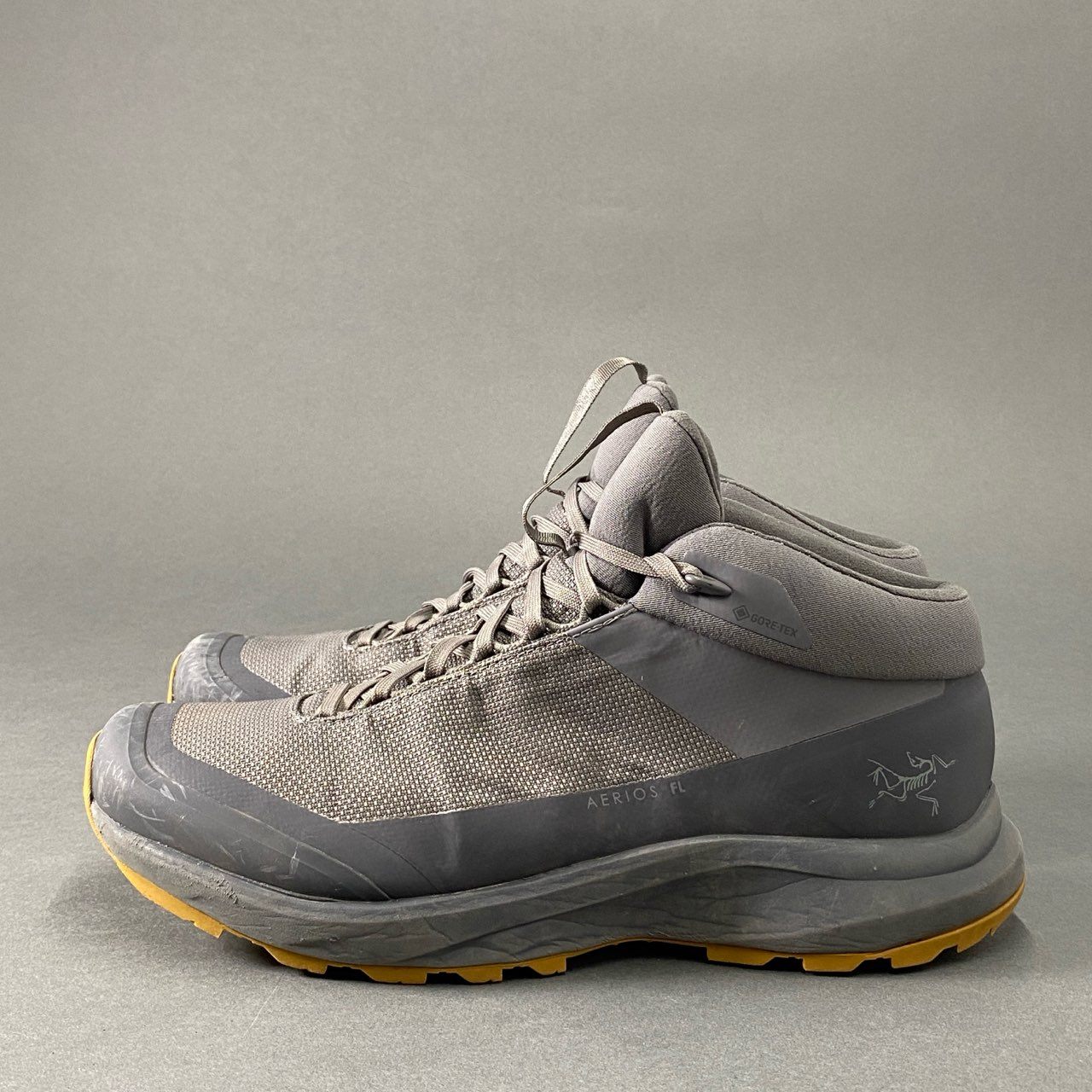 7h2 《GORE-TEX》 ARC’TERYX アークテリクス Aerios FL2 Mid GTX エアオリス ハイキングシューズ スニーカー ゴアテックス 26 グレー