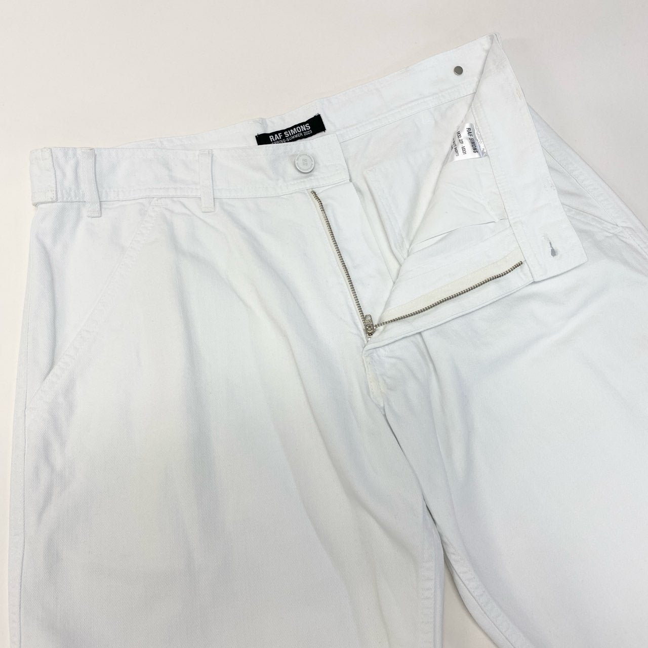 2a29 RAF SIMONS ラフシモンズ 23SS DENIM SKATE SHORTS デニムスケートショートパンツ ボトムス 231-M331 50サイズ ホワイト コットン100％ メンズo07t