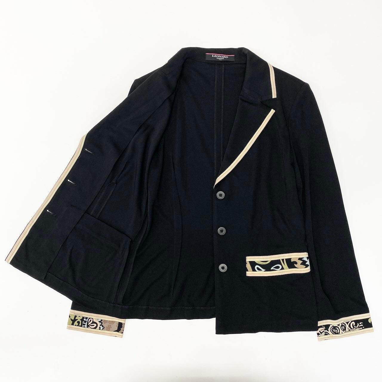 86d9 LEONARD FASHION レオナール テーラードジャケット アンコンジャケット  カンカン素材 ストレッチ素材 薄手 サイズL ブラック レディース 女性用o07t