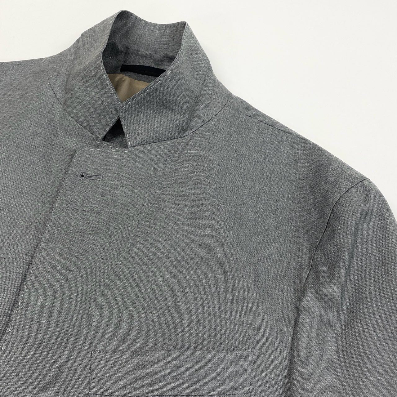 36b9《美品》 BRUNELLO CUCINELLI ブルネロクチネリ 3Bアンコンジャケット テーラードジャケット 48 グレー ウールシルク メンズk02i