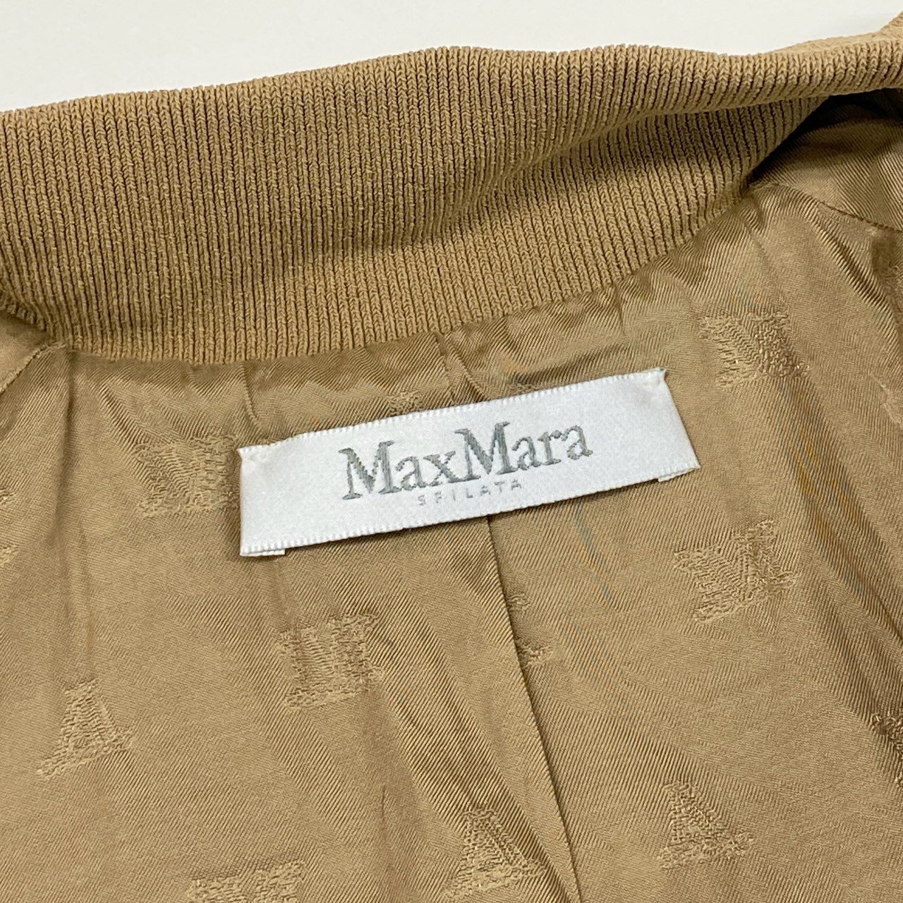 56h1 Max Mara マックスマーラ ジップアップブルゾン ジャケット サイドロゴテープ ベージュ ナイロン ポリウレタン レディース 女性用u02t
