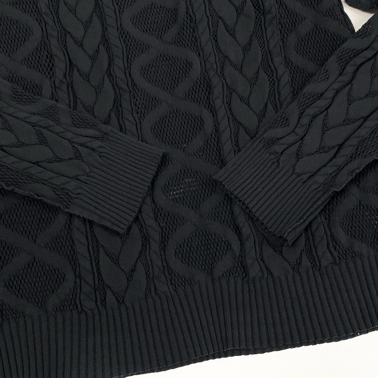 37a26【美品】 PLEATS PLEASE プリーツプリーズ イッセイミヤケ Vネックセーター ケーブル編み風 カットソー PP94-LK922 3 ブラック レディース 女性用k02i
