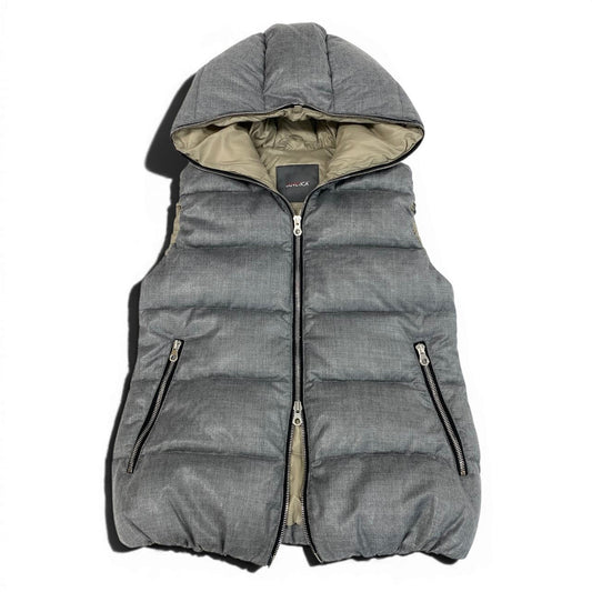 44d27 DUVETICA デュベティカ イタリア製生地 チェルッティ使用 ダウンベスト ショートダウン サイズ38 グレー レディース 女性服u02t
