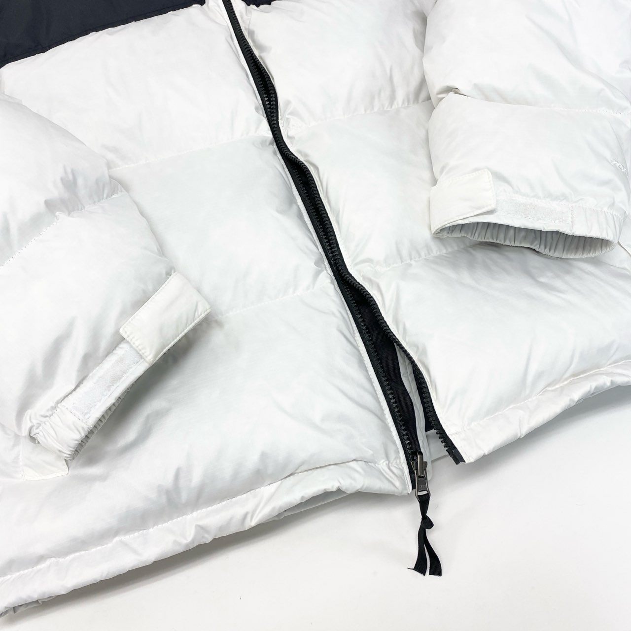 73j28 THE NORTH FACE ノースフェイス 復刻 1996年モデル RETRO NUPTSE JACKET レトロ ヌプシジャケット NF0A3C8D XL ブラック ホワイト ダウンジャケットt18r