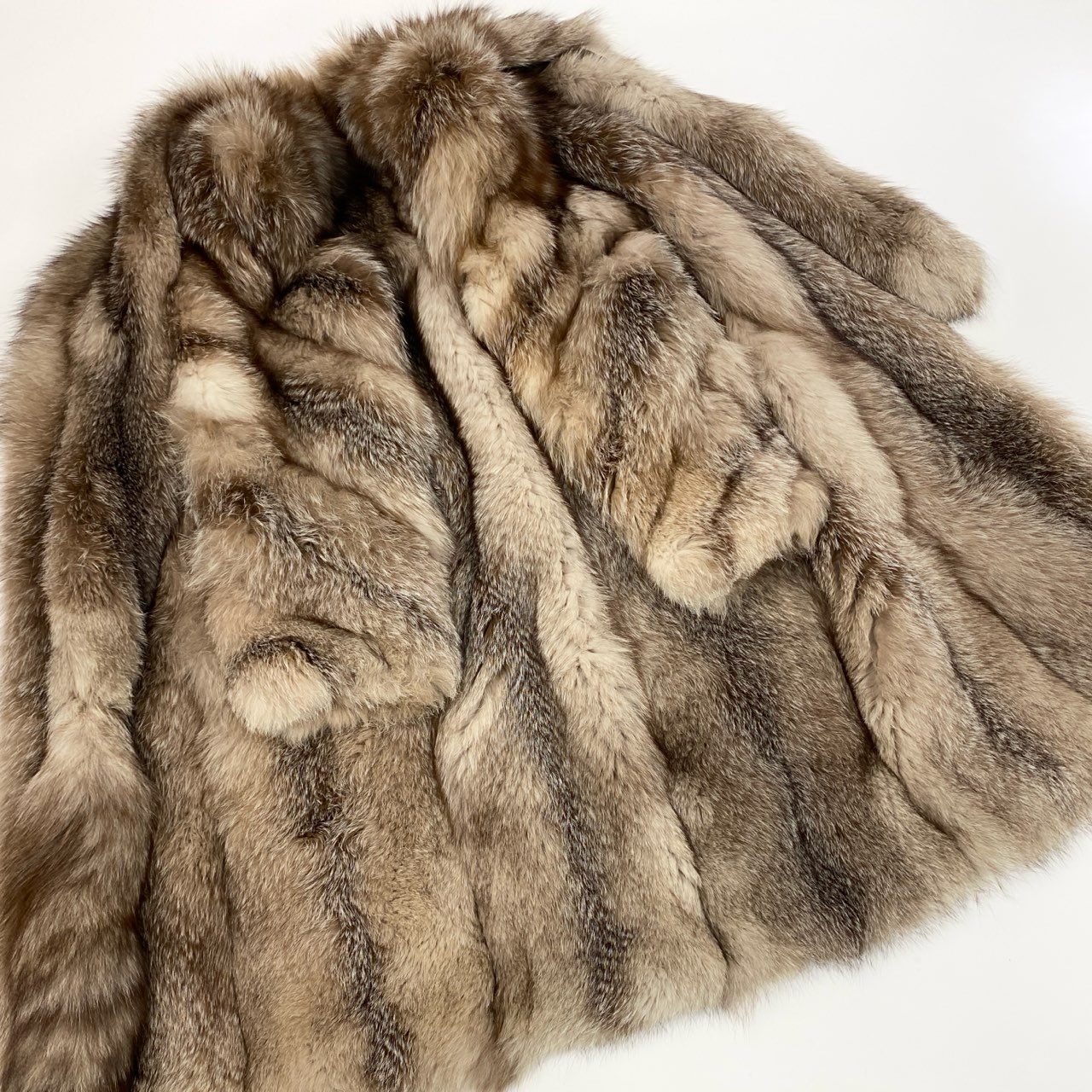 5k4 《希少》 シルバーフォックス 肉厚 超ロングコート 112cm サイズ11 最高級本毛皮 襟巻付き FOX FUR リアルファーt18r