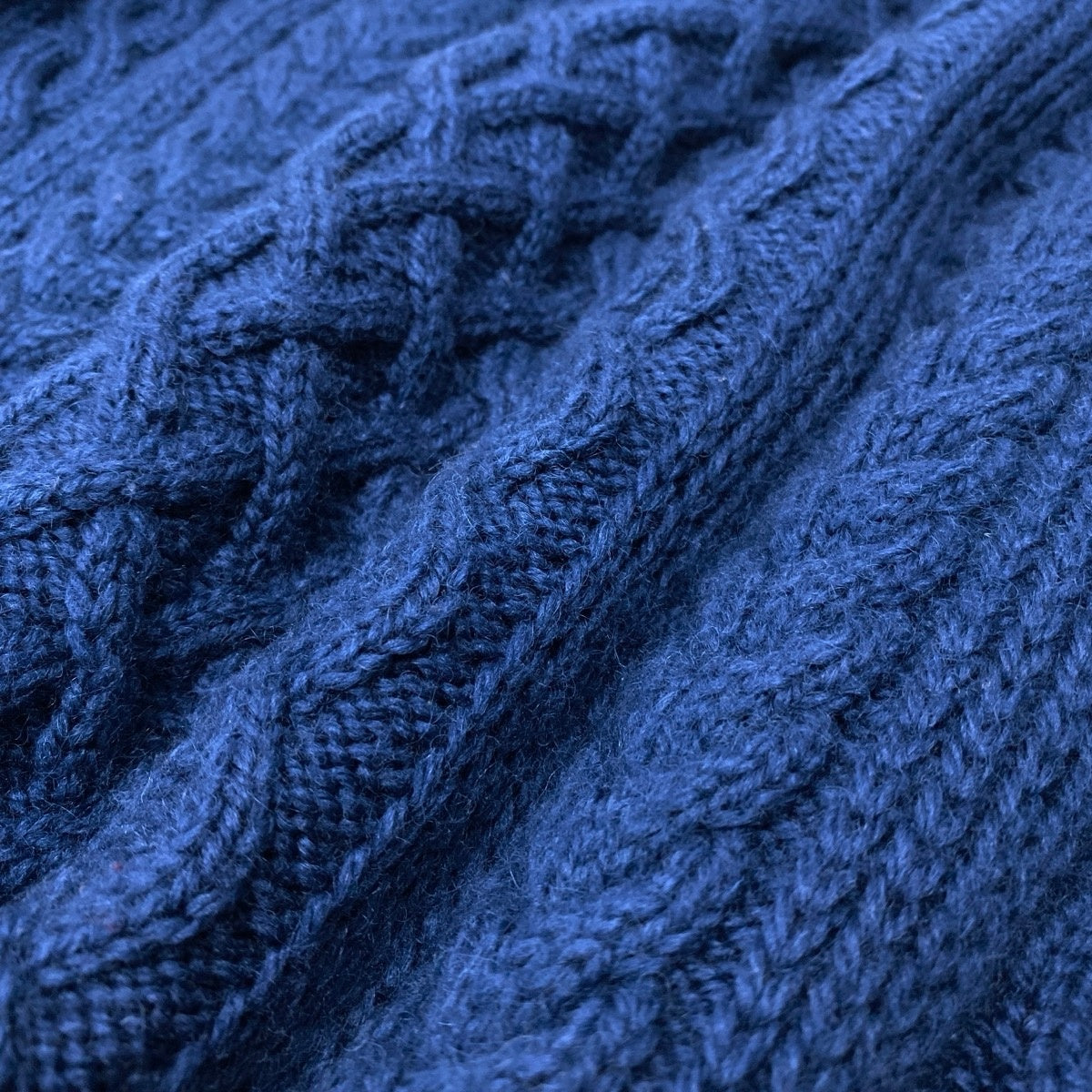 30f22 INVERALLAN インバーランド ケーブルニットトップ セーター サイズ ブルー Pure New Wool HAND KNITTERS LIMITEDt18r