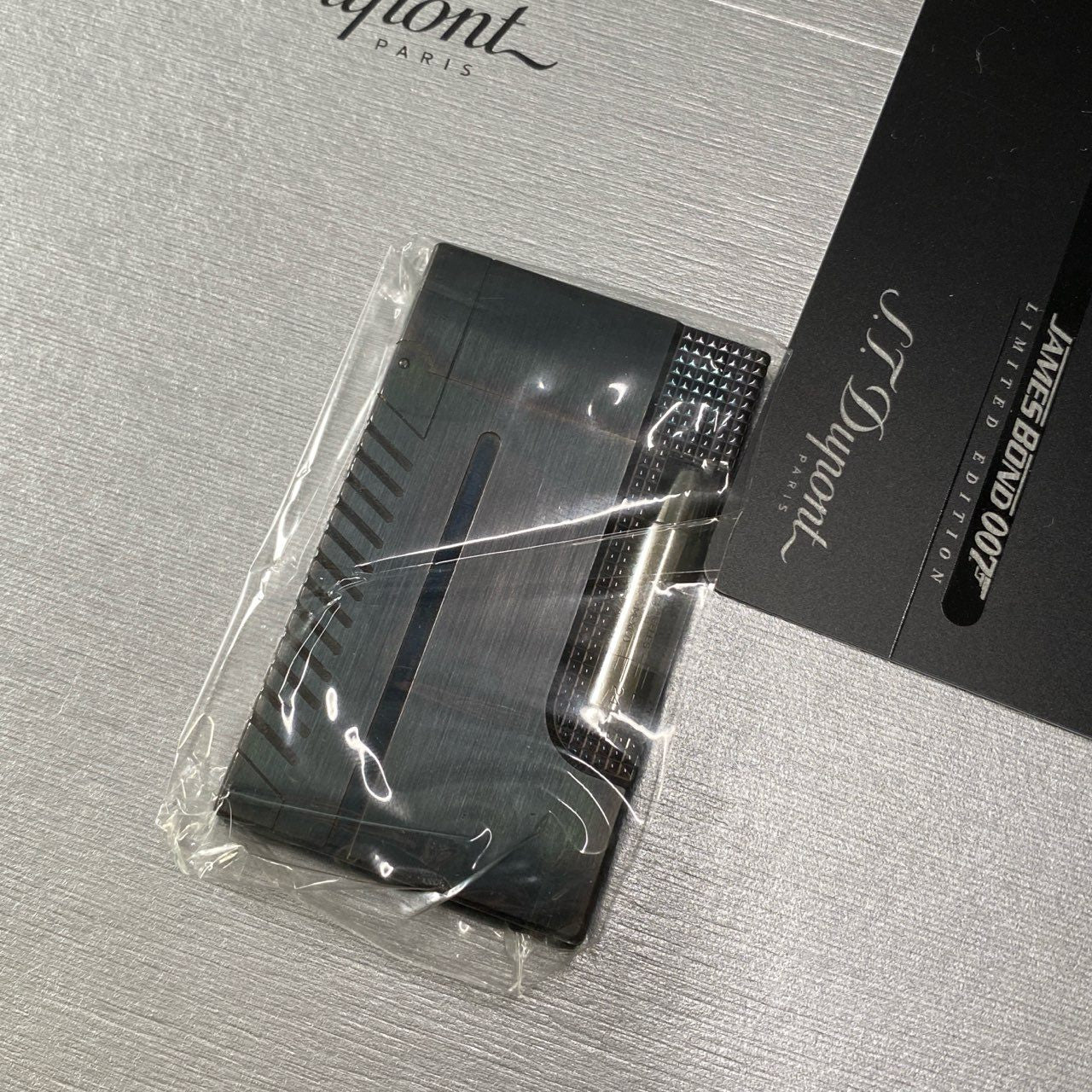 b2 《超希少》 S.T.Dupont デュポン × JAMES BOND 007 ジェームズボンド 2405/5007 限定品 ガスライター 着火〇 付属品有t18r