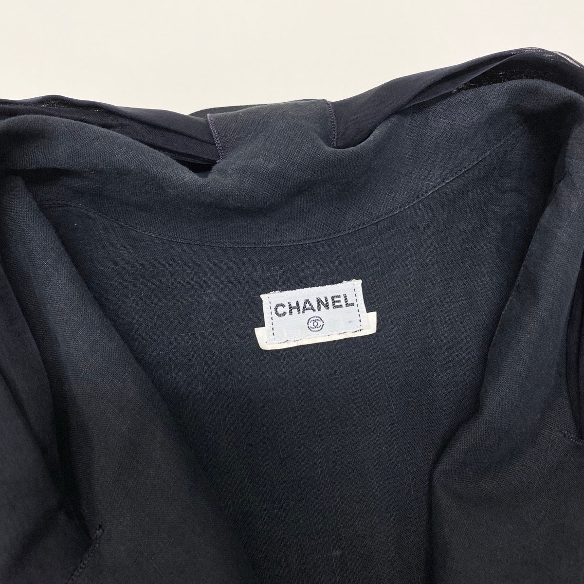 Cg9 CHANEL 90's ボウタイブラウス ノースリーブカットソー ゴールドボタン ブラック レディース 女性用ta1