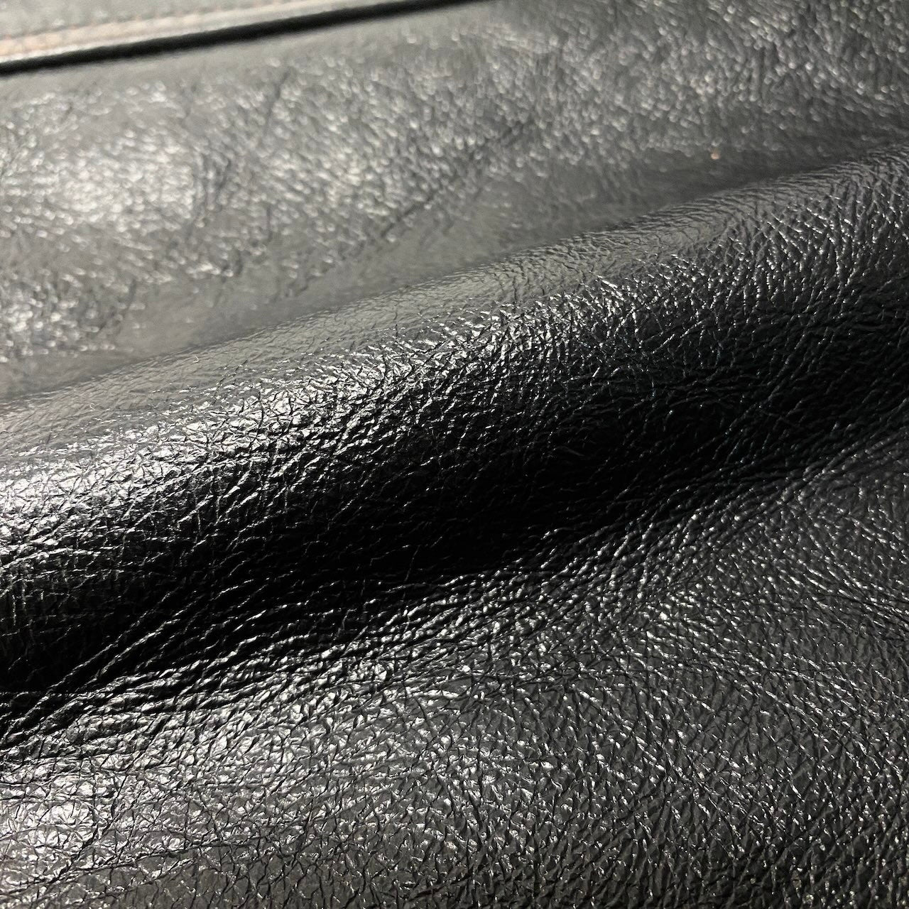 62d5 《美品》 AVIREX アヴィレックス 50th カウハイド カーコート サイズL ブラック 牛革 レザージャケット Vintage Finish ヴィンテージ加工t18r