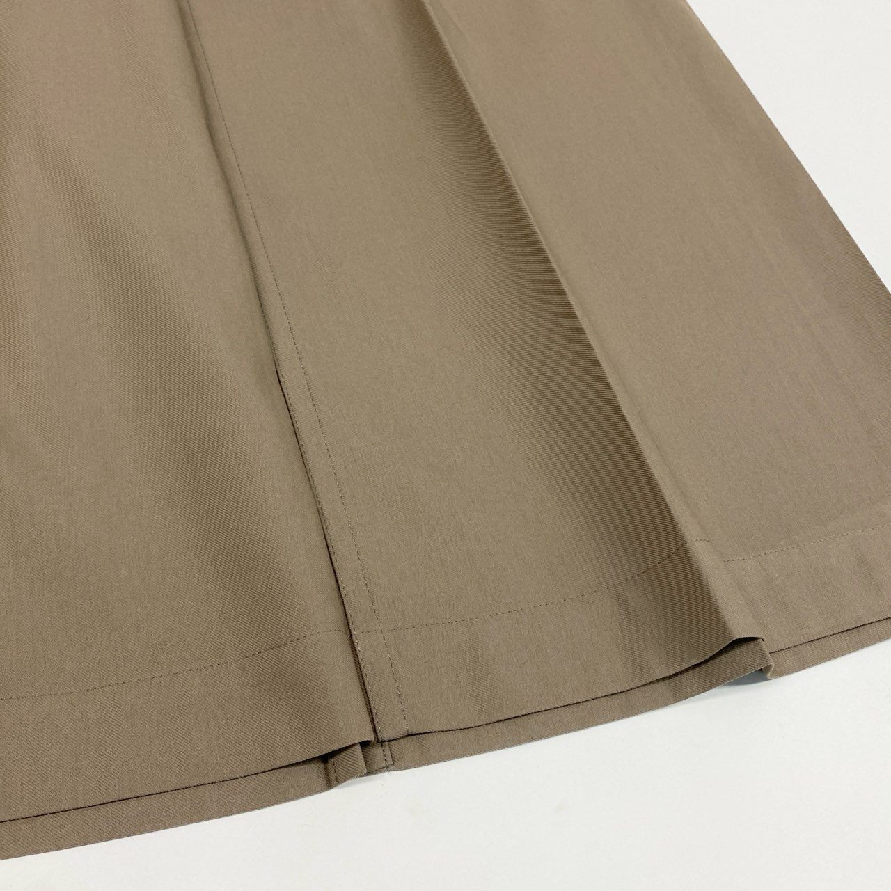 Ac6 ISSEY MIYAKE ME イッセイミヤケ ミー バックルベルト付き スカート フリーサイズ ベージュ レディースk02i