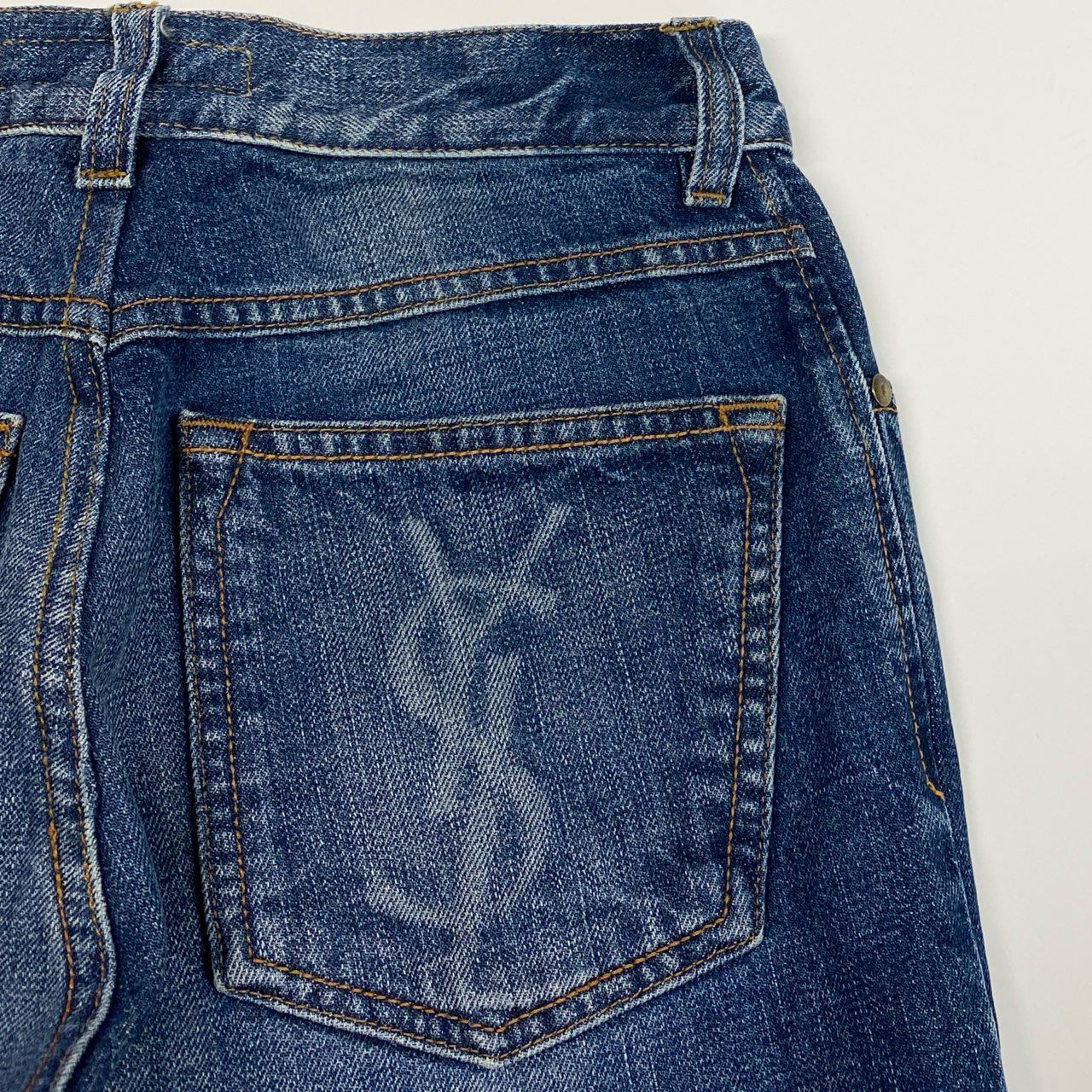 Ia14 Yves Saint Laurent ヴィンテージ イヴサンローラン YSLロゴ バックポケット フレアデニム デニムパンツ サイズ44 インディゴ コットン100 レディース 女性用 ボトムk02i